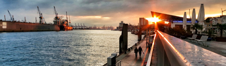 Hamburg Hafen Martin Fisch CC-BY-SA-2.0_flickr